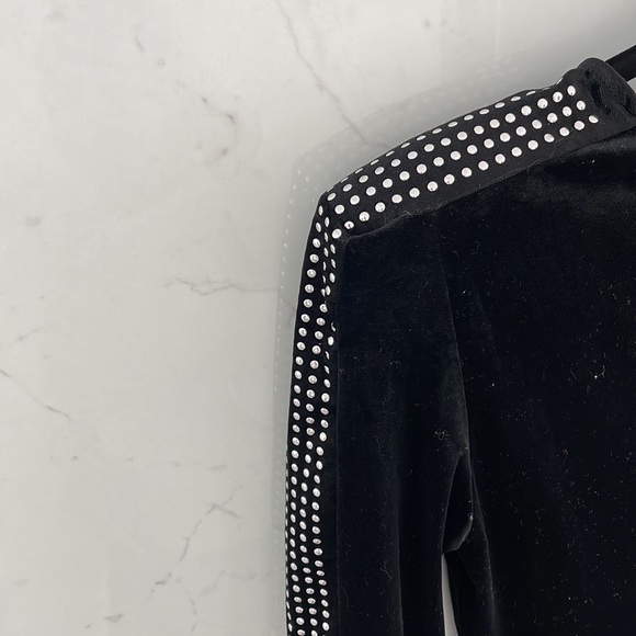 Forever 21 Velvet Studded dress - Picture 6 of 6